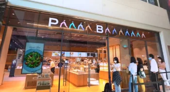 尼伽OLED透明屏解决零售行业痛点,激发客户消费活力!